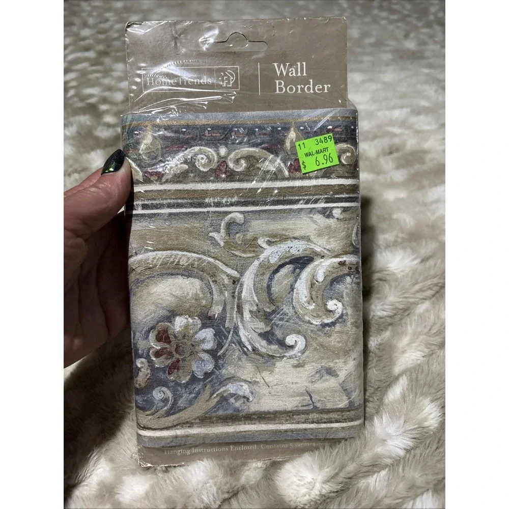 Vintage Home Trends Wallpaper Blue Florentine Border Scroll 7